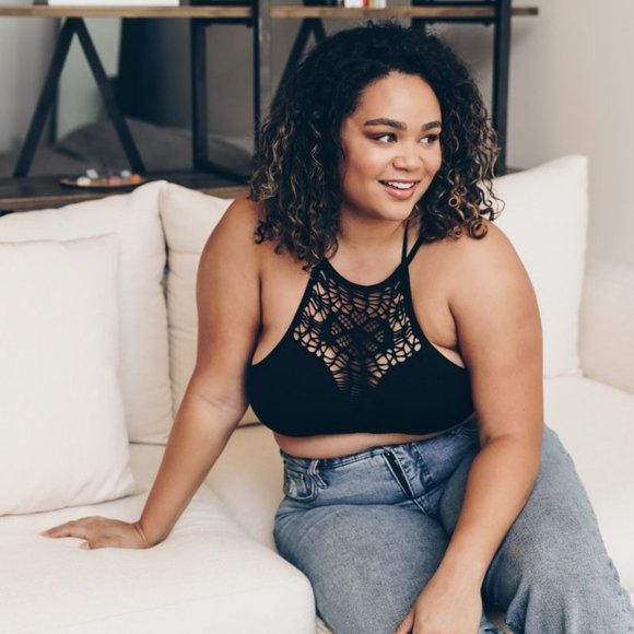 Seamless High Neck Strappy Back Brami Plus - Picture 4 of 11